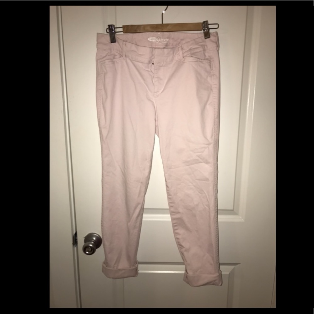 Cuffed light pink pixie pants
